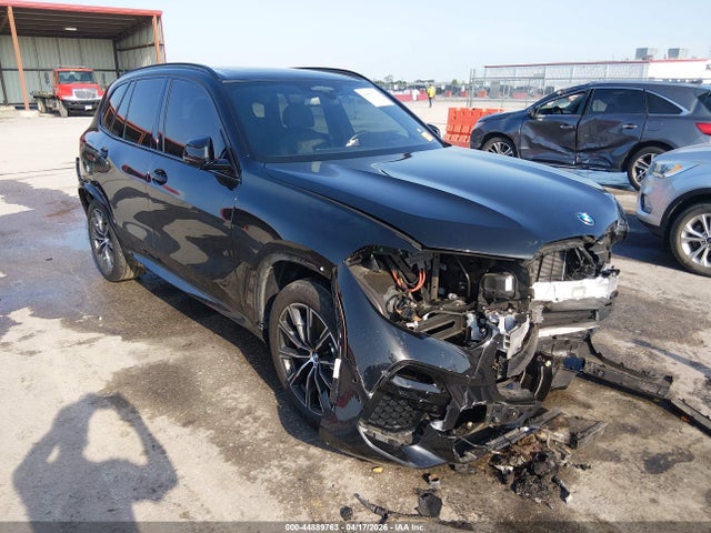 44889763 :رقم المزاد ، 5UXJU4C09P9N82647 vin ، 2023 Bmw X5 M50i مزاد بيع