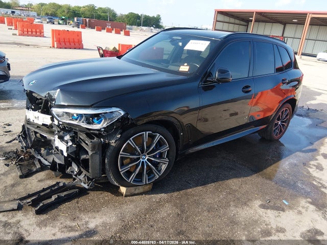 44889763 :رقم المزاد ، 5UXJU4C09P9N82647 vin ، 2023 Bmw X5 M50i مزاد بيع
