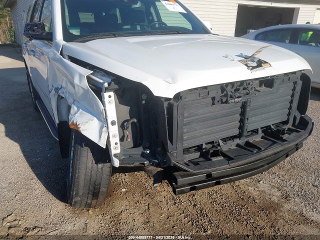 44889777 :رقم المزاد ، 1GKS2BKC4HR150193 vin ، 2017 Gmc Yukon Slt مزاد بيع