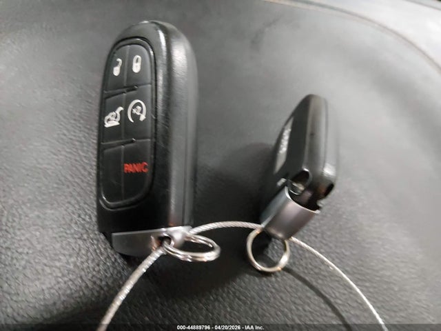 44889796 :رقم المزاد ، 1C4PJMDSXGW267541 vin ، 2016 Jeep Cherokee Limited مزاد بيع