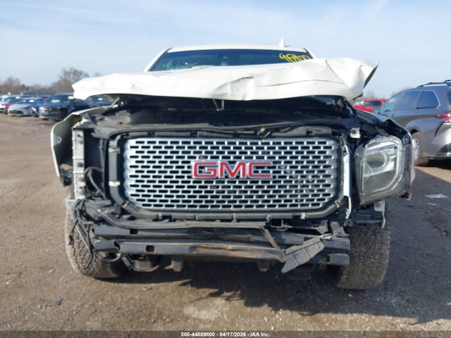 Продажа на аукционе авто 2015 Gmc Yukon Xl 1500 Denali, vin: 1GKS2JKJ6FR724556, номер лота: 44889800