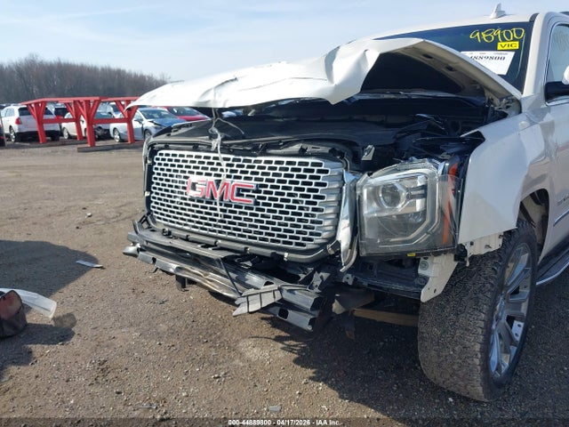 Продажа на аукционе авто 2015 Gmc Yukon Xl 1500 Denali, vin: 1GKS2JKJ6FR724556, номер лота: 44889800