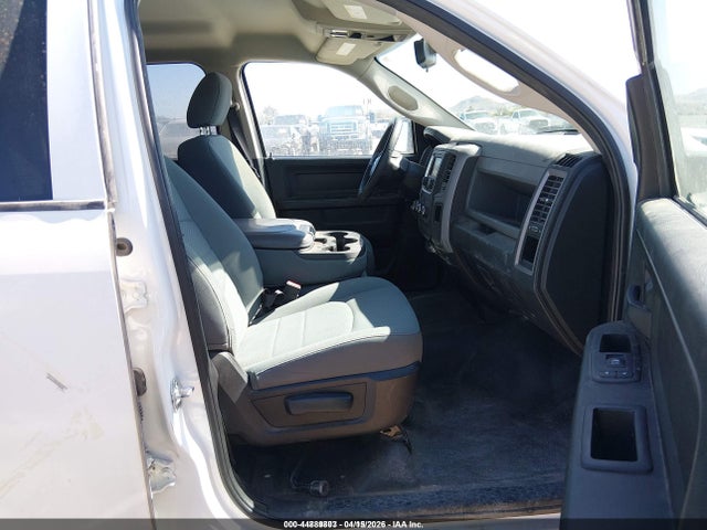 Продаж на аукціоні авто 2016 Ram 1500 Tradesman, vin: 1C6RR6KG3GS360959, номер лоту: 44889803