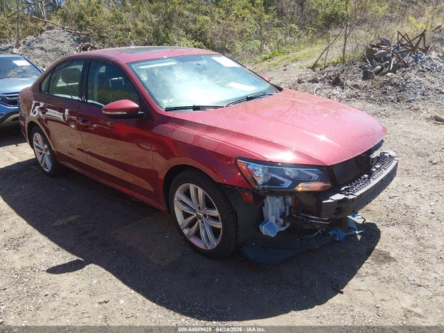 44889829 :رقم المزاد ، 1VWLA7A34KC005809 vin ، 2019 Volkswagen Passat 2.0t Wolfsburg Edition مزاد بيع