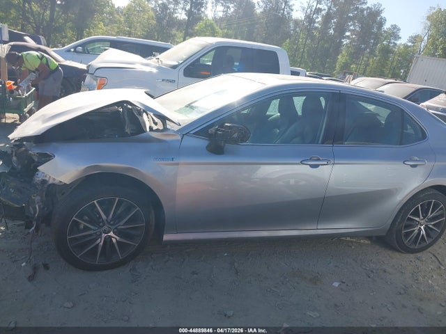 Продажа на аукционе авто 2021 Toyota Camry Xle Hybrid, vin: 4T1F31AK9MU561217, номер лота: 44889846
