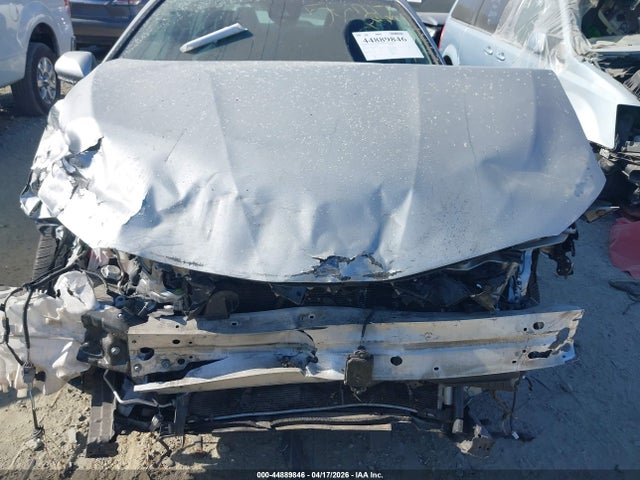 Продажа на аукционе авто 2021 Toyota Camry Xle Hybrid, vin: 4T1F31AK9MU561217, номер лота: 44889846