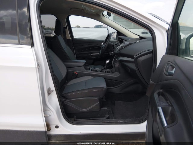 1FMCU9GD4JUD08745 Ford ESCAPE SE