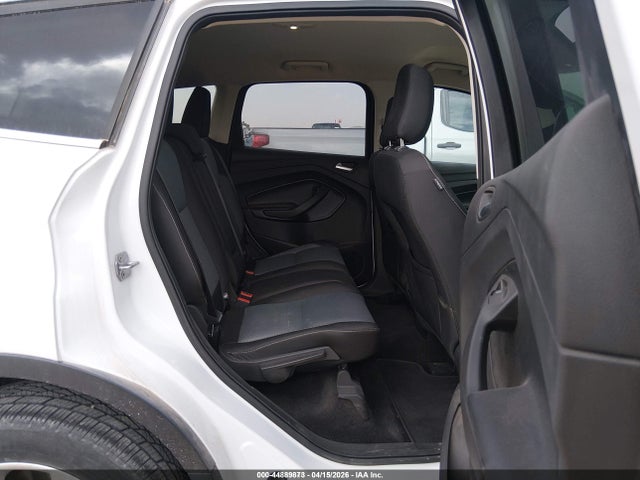 1FMCU9GD4JUD08745 Ford ESCAPE SE