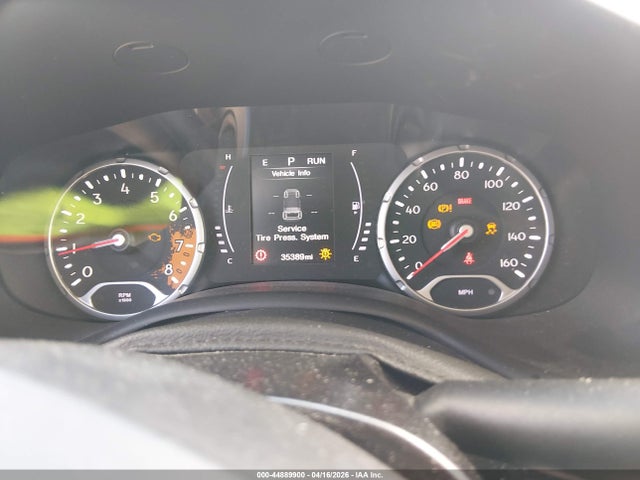 44889900 :رقم المزاد ، ZACCJBBBXJPJ44216 vin ، 2018 Jeep Renegade Latitude 4x4 مزاد بيع
