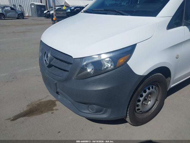 44889913 :رقم المزاد ، WD3PG2EA5H3270885 vin ، 2017 Mercedes-benz Metris مزاد بيع