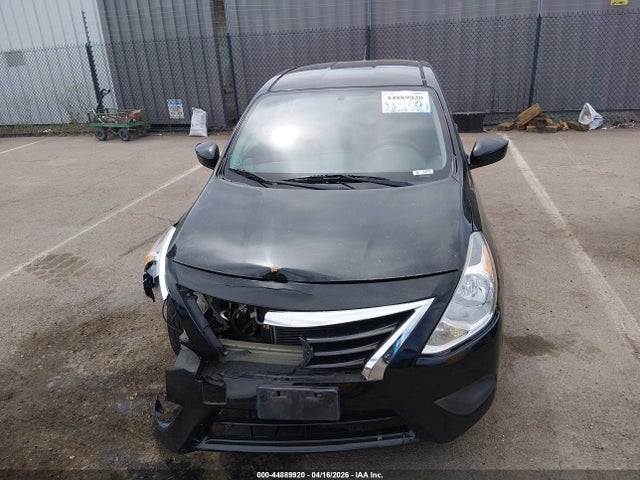 3N1CN7AP8JL839520 Nissan Versa 1.6 S+