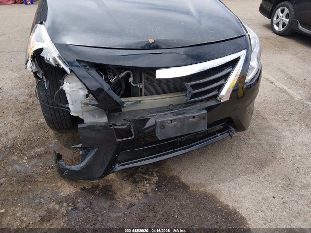 3N1CN7AP8JL839520 Nissan Versa 1.6 S+