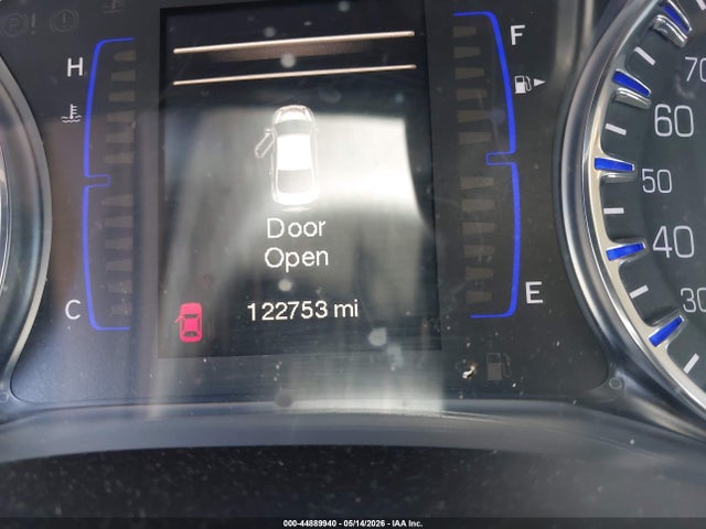 Продаж на аукціоні авто 2015 Chrysler 200 Limited, vin: 1C3CCCAB6FN640705, номер лоту: 44889940