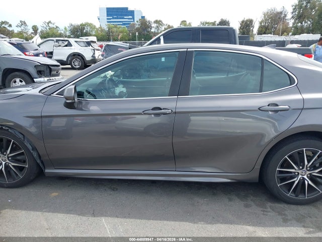 4T1G11AK7NU047040 Toyota CAMRY SE