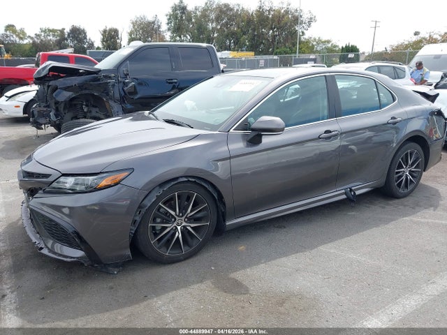 4T1G11AK7NU047040 Toyota CAMRY SE
