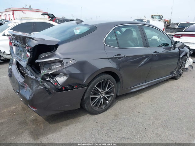4T1G11AK7NU047040 Toyota CAMRY SE