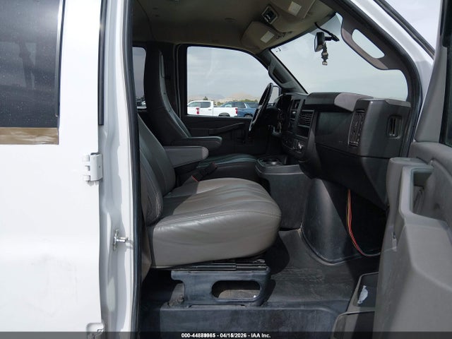 1GAZGNFG6K1345902 Chevrolet Express 3500 Ls