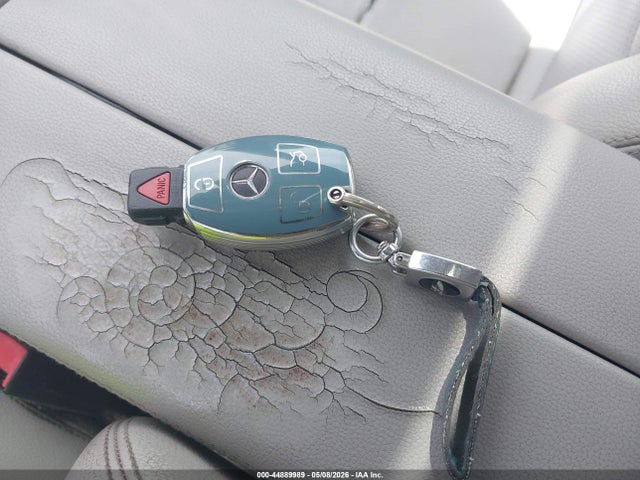 44889989 :رقم المزاد ، WDDHF8HBXBA358232 vin ، 2011 Mercedes-benz E 350 4matic مزاد بيع