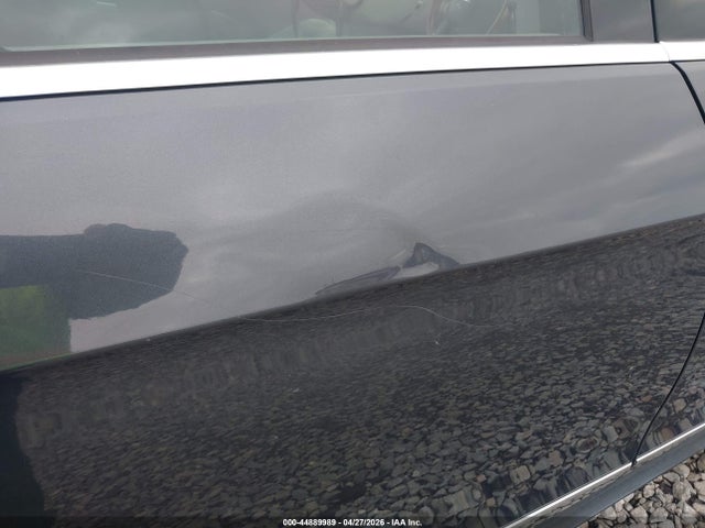 44889989 :رقم المزاد ، WDDHF8HBXBA358232 vin ، 2011 Mercedes-benz E 350 4matic مزاد بيع