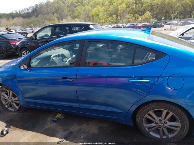 Продаж на аукціоні авто 2017 Hyundai Elantra Se, vin: 5NPD84LF3HH036877, номер лоту: 44890015
