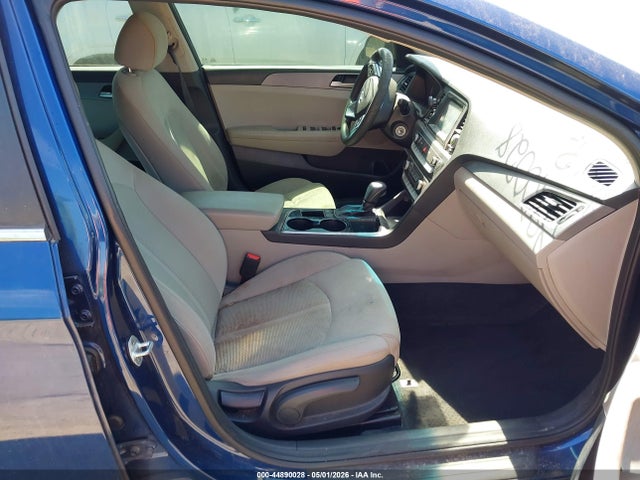 44890028 :رقم المزاد ، 5NPE24AFXKH795915 vin ، 2019 Hyundai Sonata Se مزاد بيع