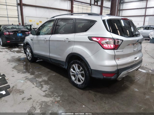 1FMCU9G95HUA72631 Ford ESCAPE SE