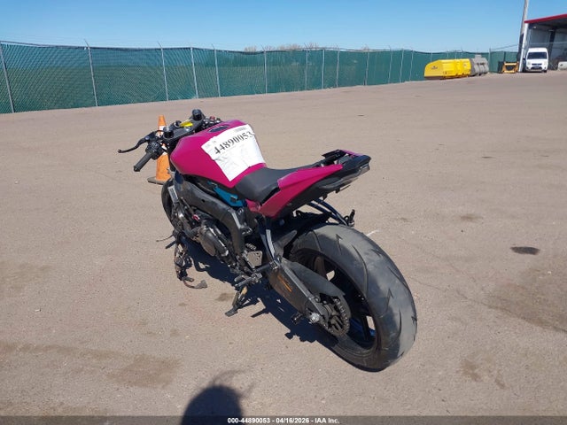 44890053 :رقم المزاد ، JKBZXJH16MA008647 vin ، 2021 Kawasaki Zx636 K مزاد بيع