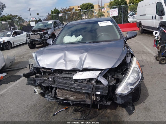 KMHCT4AE3HU298033 Hyundai ACCENT SE
