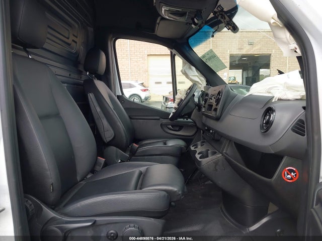 44890076 :رقم المزاد ، W1Y4EBHY1MT056764 vin ، 2021 Mercedes-benz Sprinter 2500 Standard Roof V6 مزاد بيع