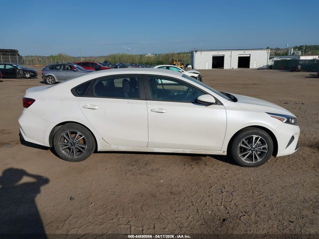 3KPF24AD0RE777392 KIA Forte Lxs