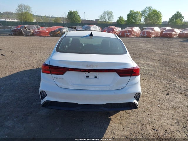 3KPF24AD0RE777392 KIA Forte Lxs