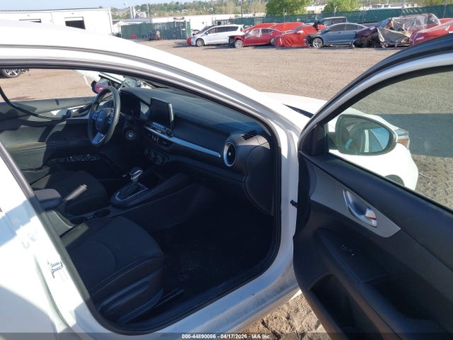3KPF24AD0RE777392 KIA Forte Lxs