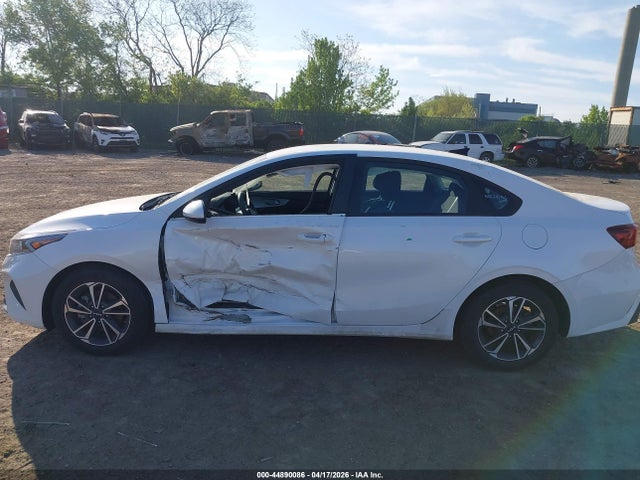 3KPF24AD0RE777392 KIA Forte Lxs