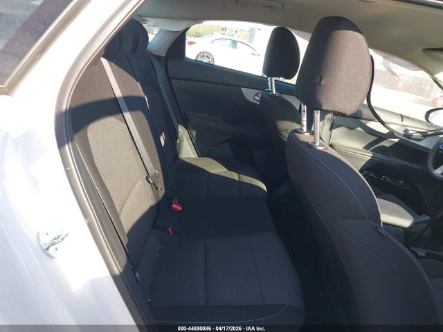 3KPF24AD0RE777392 KIA Forte Lxs
