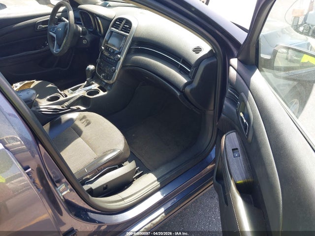 2015 Chevrolet Malibu 1lt მანქანა იყიდება აუქციონზე, vin: 1G11C5SL7FF157393, აუქციონის ნომერი: 44890097