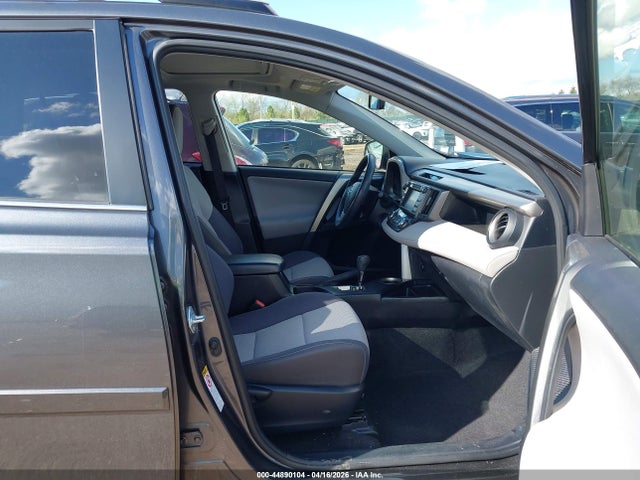 Aukcja sprzedaży 2015 Toyota Rav4 Xle, vin: JTMRFREV7FD099366, numer aukcji: 44890104
