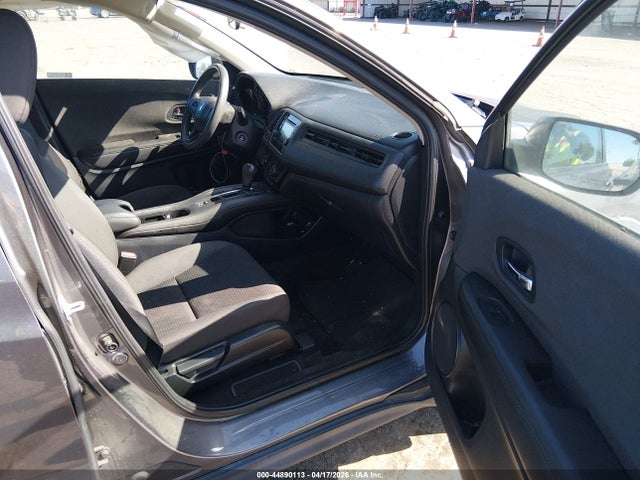 3CZRU5H37NM713113 Honda Hr-v 2wd Lx