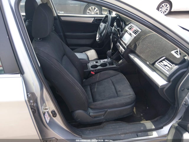 2015 Subaru Legacy 2.5i მანქანა იყიდება აუქციონზე, vin: 4S3BNAA62F3015786, აუქციონის ნომერი: 44890155
