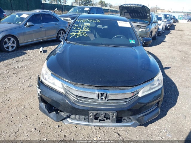 Продажа на аукционе авто 2016 Honda Accord Sport, vin: 1HGCR2F5XGA136823, номер лота: 44890165