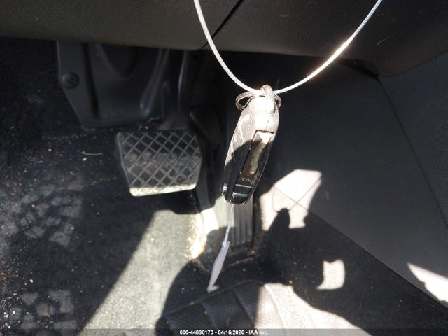 WVGAV7AX5FW527723 Volkswagen Tiguan Sel