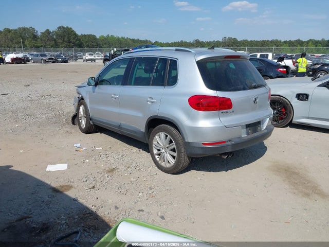 WVGAV7AX5FW527723 Volkswagen Tiguan Sel