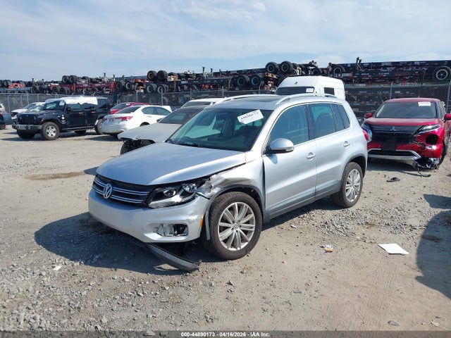 WVGAV7AX5FW527723 Volkswagen Tiguan Sel