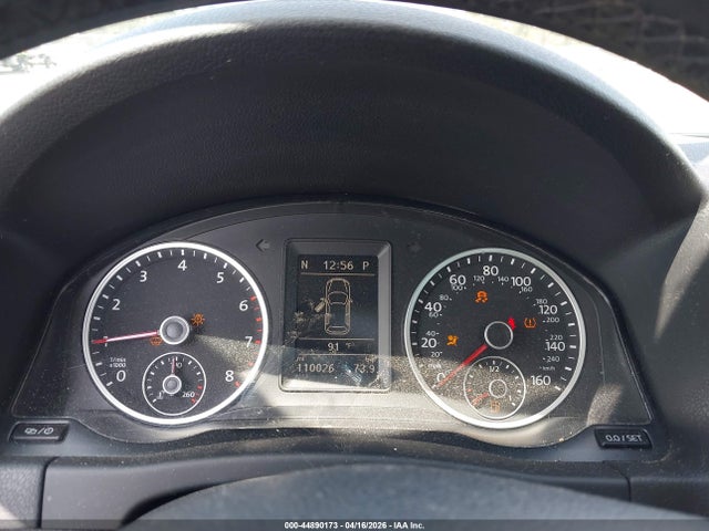 WVGAV7AX5FW527723 Volkswagen Tiguan Sel