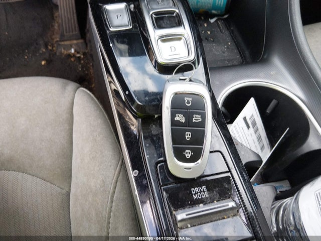Продажа на аукционе авто 2020 Hyundai Sonata Sel, vin: 5NPEF4JA0LH047765, номер лота: 44890195