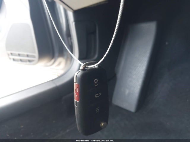 44890197 :رقم المزاد ، 3VWLL7AJ9BM101751 vin ، 2011 Volkswagen Jetta 2.0l Tdi مزاد بيع