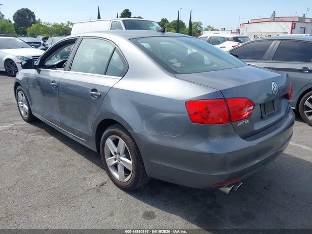 44890197 :رقم المزاد ، 3VWLL7AJ9BM101751 vin ، 2011 Volkswagen Jetta 2.0l Tdi مزاد بيع