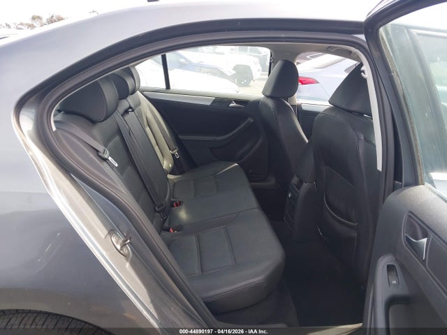 44890197 :رقم المزاد ، 3VWLL7AJ9BM101751 vin ، 2011 Volkswagen Jetta 2.0l Tdi مزاد بيع