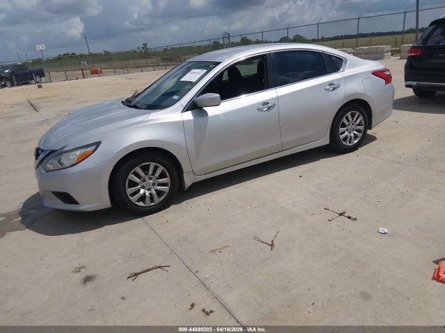 1N4AL3AP3HC273166 Nissan Altima 2.5 S