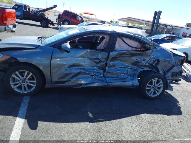 Hyundai ELANTRA SEL 2018 5NPD84LF7JH300995 Image 13