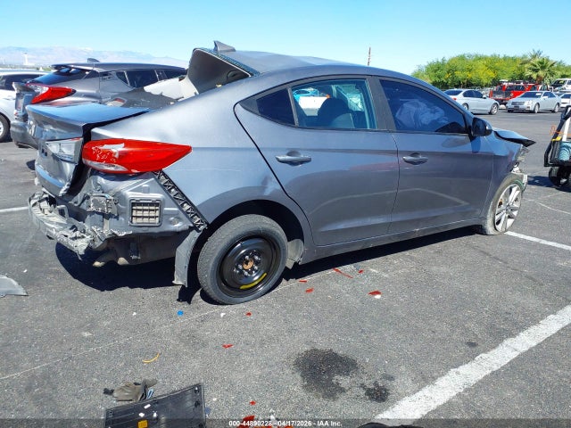 Hyundai ELANTRA SEL 2018 5NPD84LF7JH300995 Image 4